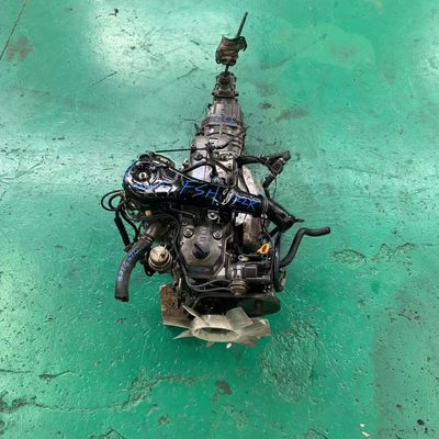 Хорошая цена. Toyota 22R 4-цилиндровый 4-цилиндровый бензиновый двигатель онлайн